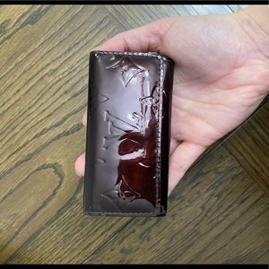 Louis Vuitton Key Case Vernis